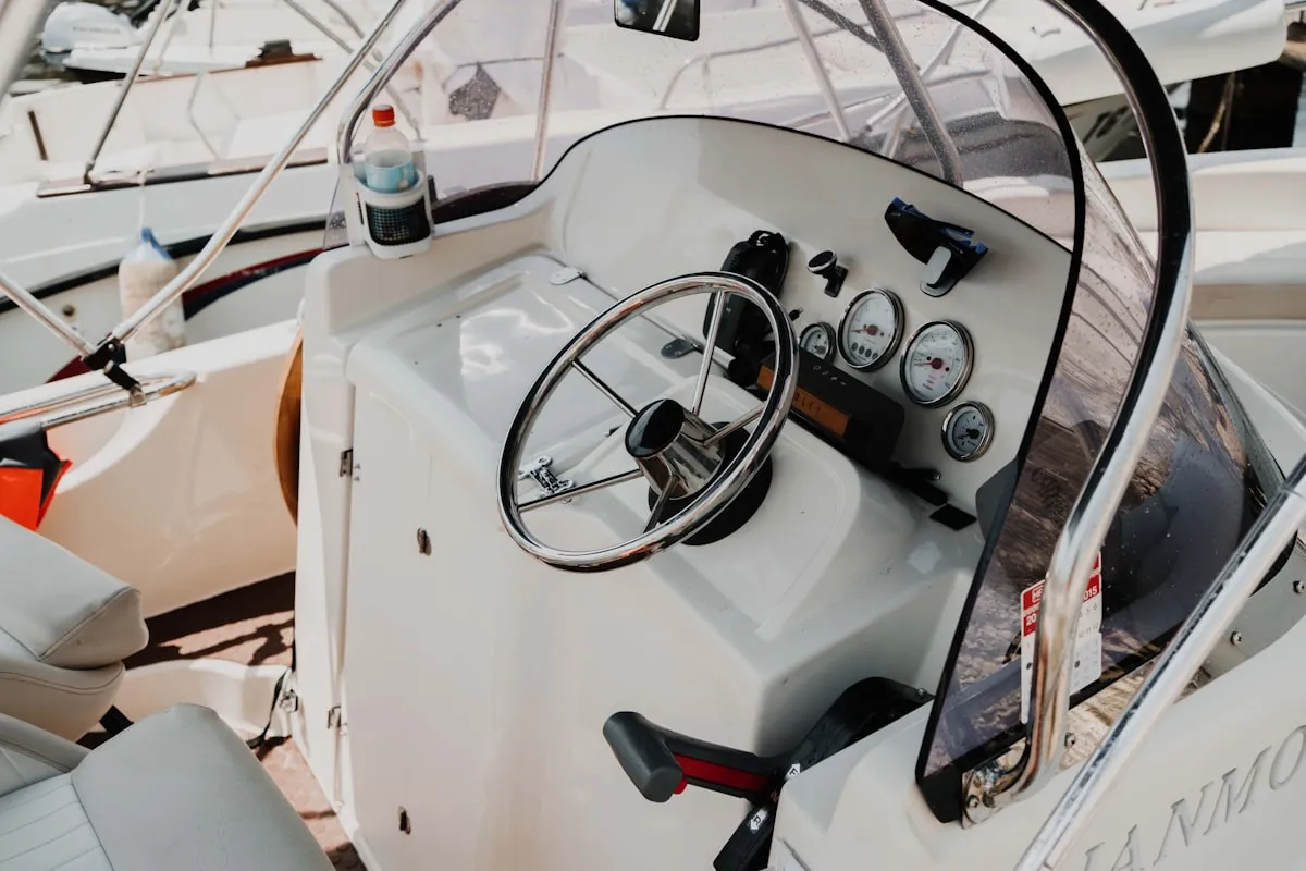 10 Shocking Mistakes to Avoid When Chartering a Yacht