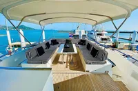  Khai & Maithon Islands (8h) | Touch