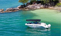 Grand prix — 27ft Sea Ray Charter Phuket to Phi Phi Leh
