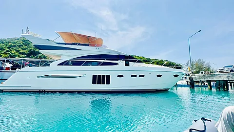  Luminar | 64ft Princess Yacht | Koh Samui