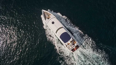  Piano | 112ft Heesen | Phuket