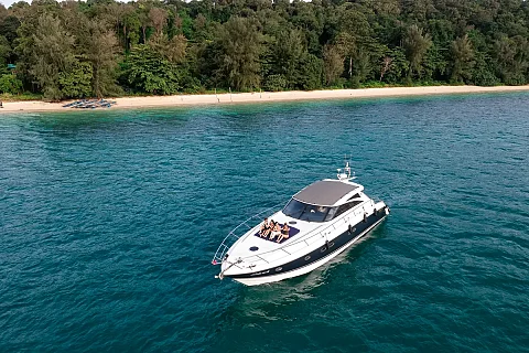  Bonnie | 58ft Princess Yacht | Phuket