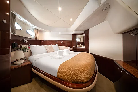  Bonnie | 58ft Princess Yacht | Phuket