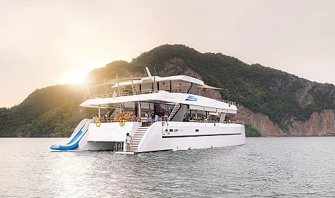  Dancing Queen | 112ft Custom Build | Phuket
