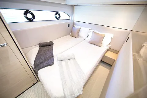  Lisa | 55ft Princess Yacht | Phuket