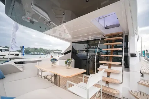  Crémant | 58ft Ferretti | Phuket