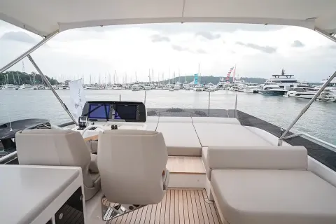  Crémant | 58ft Ferretti | Phuket