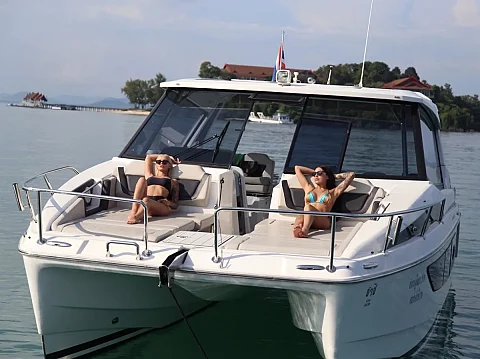 Flyer | 36ft Aquila | Krabi